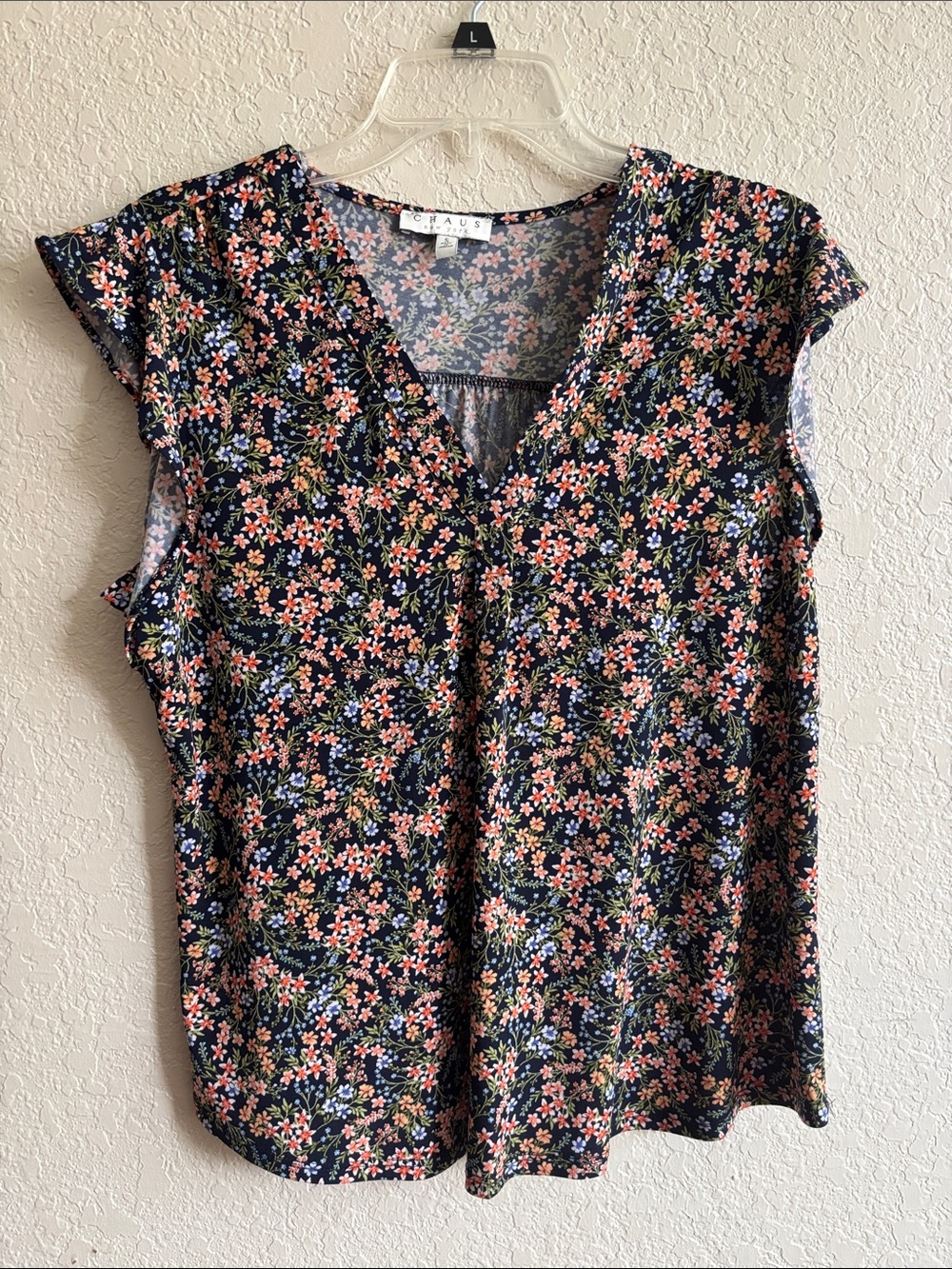 Chaus Navy Floral V-Neck Cap Sleeve Blouse‎